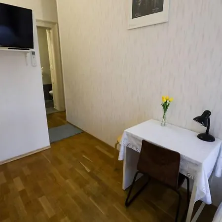 Pest-port Room-5 Private Daire *